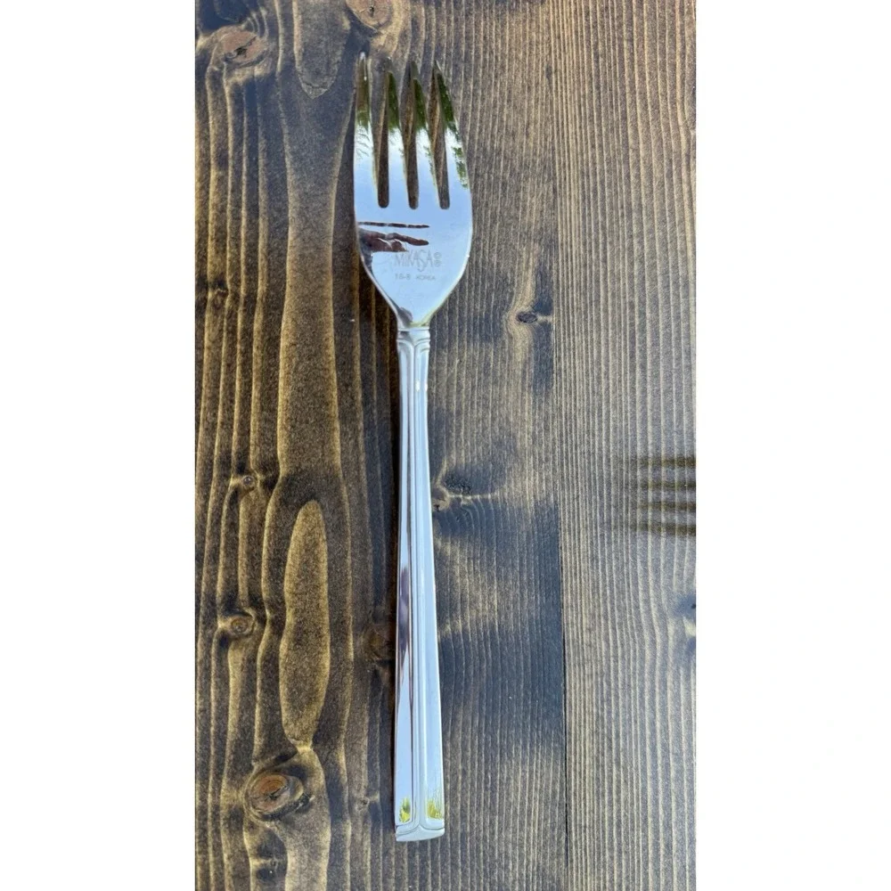 Mikasa PARALLELS Dinner Forks Set Of 4 Korea Stainless Flatware Replacement